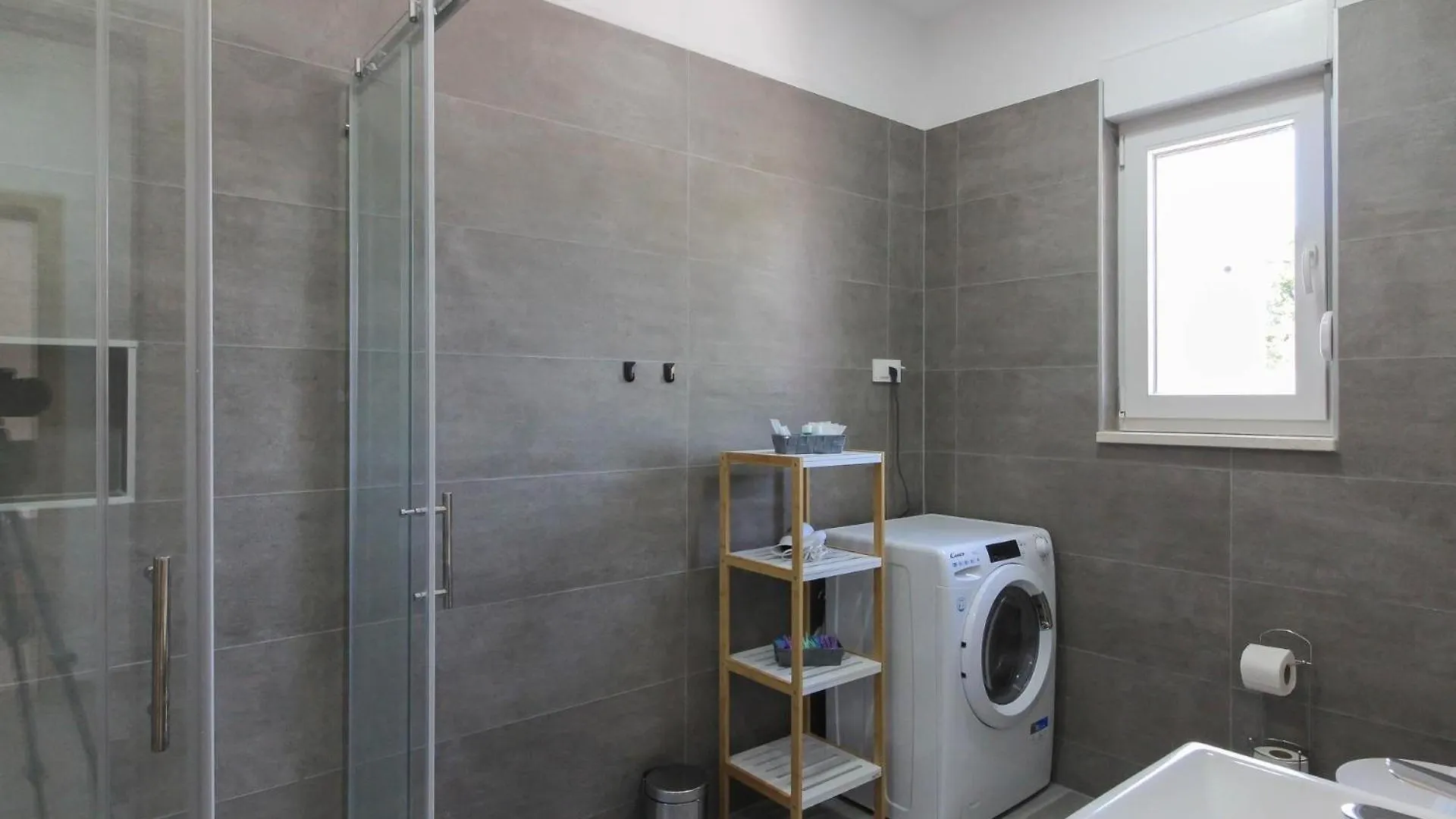 Vakantiehuis Ferienhaus Mit Privatpool Fuer 7 Personen Ca 130 Qm In Sisan, Istrien Suedkueste Von Istrien
