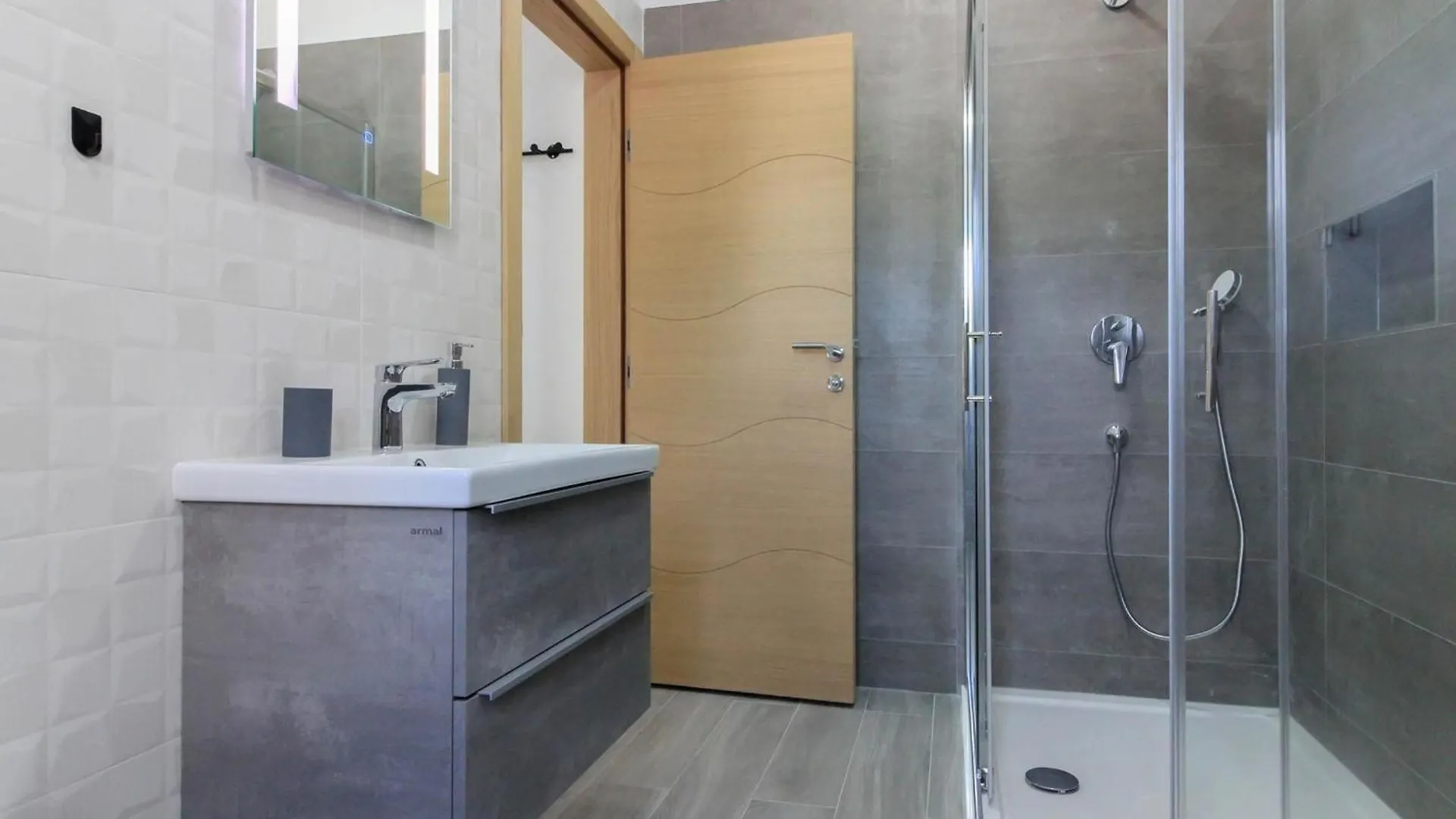 Ferienhaus Mit Privatpool Fuer 7 Personen Ca 130 Qm In Sisan, Istrien Suedkueste Von Istrien Holiday home