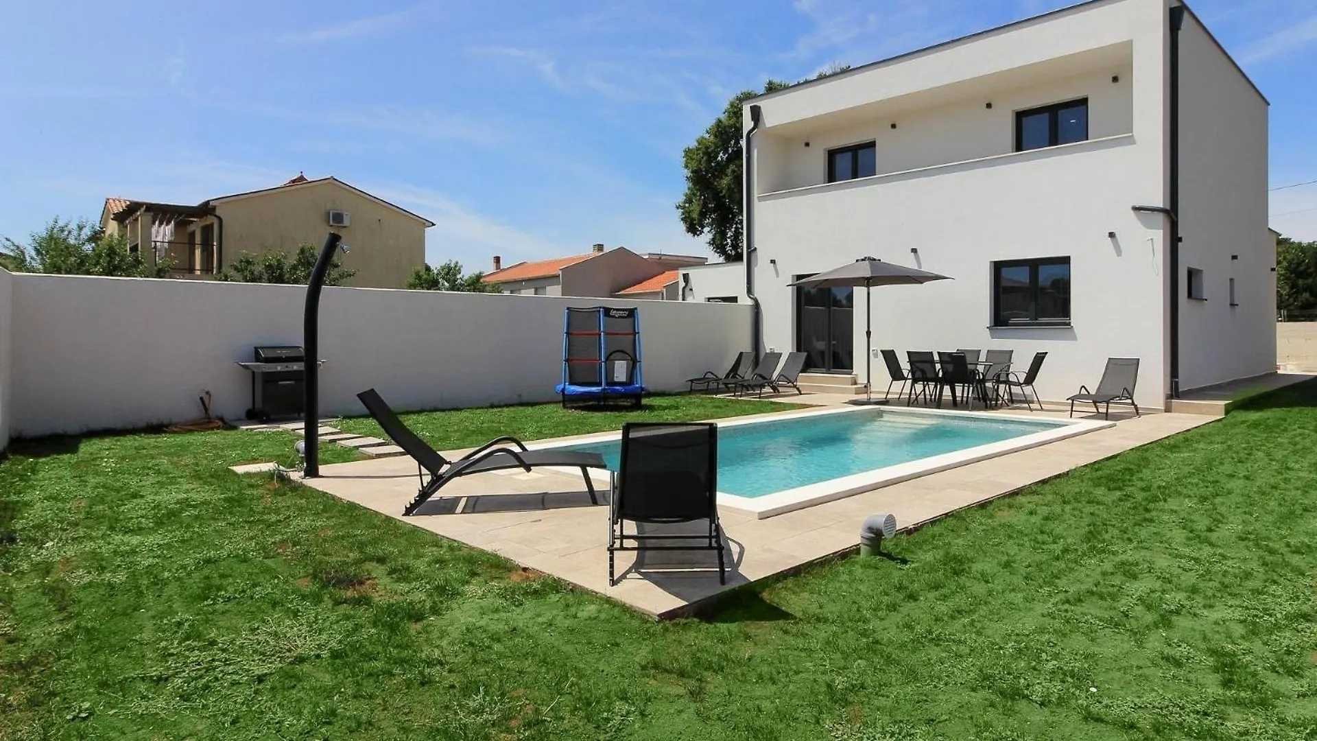 Ferienhaus Mit Privatpool Fuer 7 Personen Ca 130 Qm In Sisan, Istrien Suedkueste Von Istrien 0*, Sisan Croatia