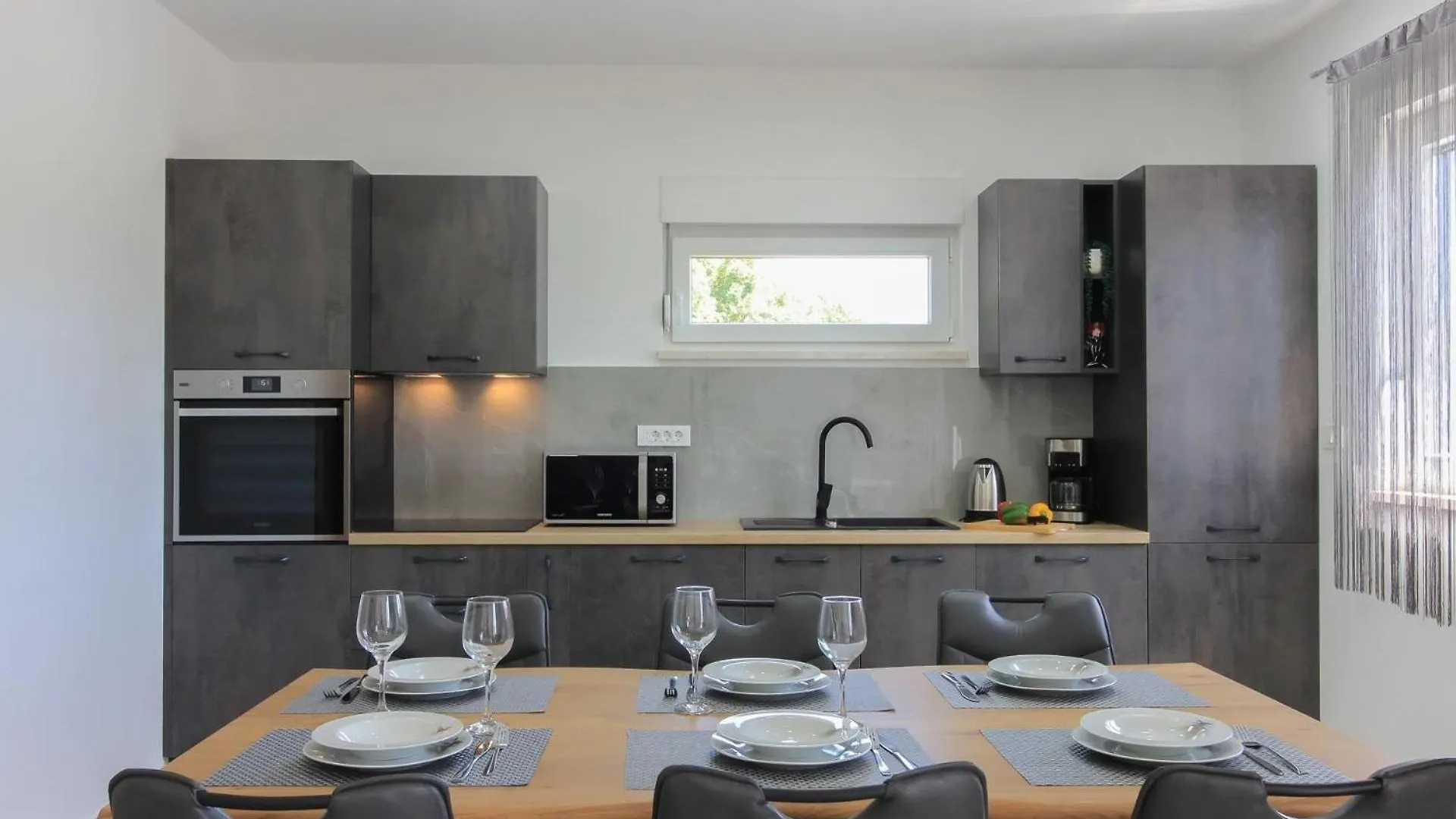 Holiday home Ferienhaus Mit Privatpool Fuer 7 Personen Ca 130 Qm In Sisan, Istrien Suedkueste Von Istrien